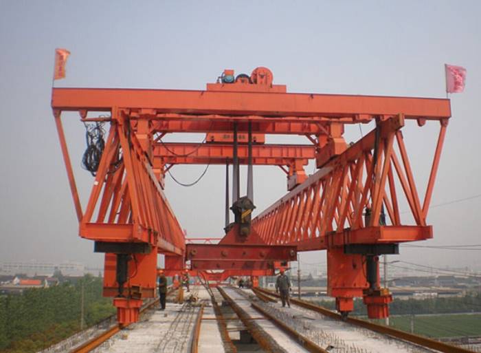 架橋機(jī)上面的安全系統(tǒng)有什么用？工程師說跟飛機(jī)上的黑匣子一樣